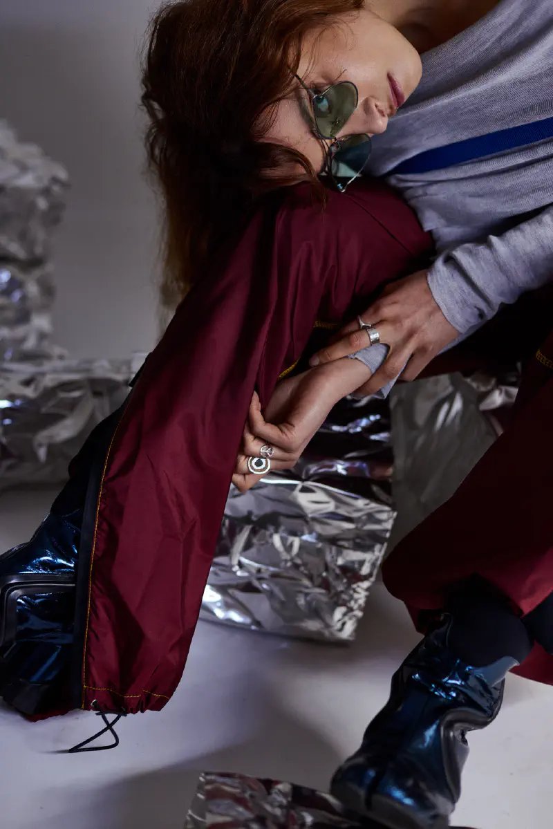 /projects/2017-bel-for-i-d-au-nz-collisions/stills/Collisions-Bel-Own-Home-JPEG Facebook 2048px sRGB 5.jpg